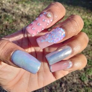 Shimmer n nude press on nails